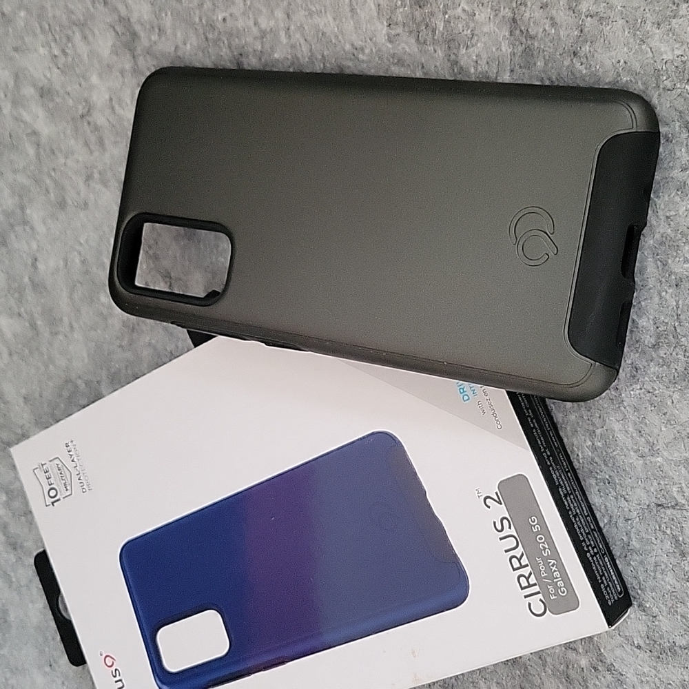 NIB Cirrus 2 Phone case